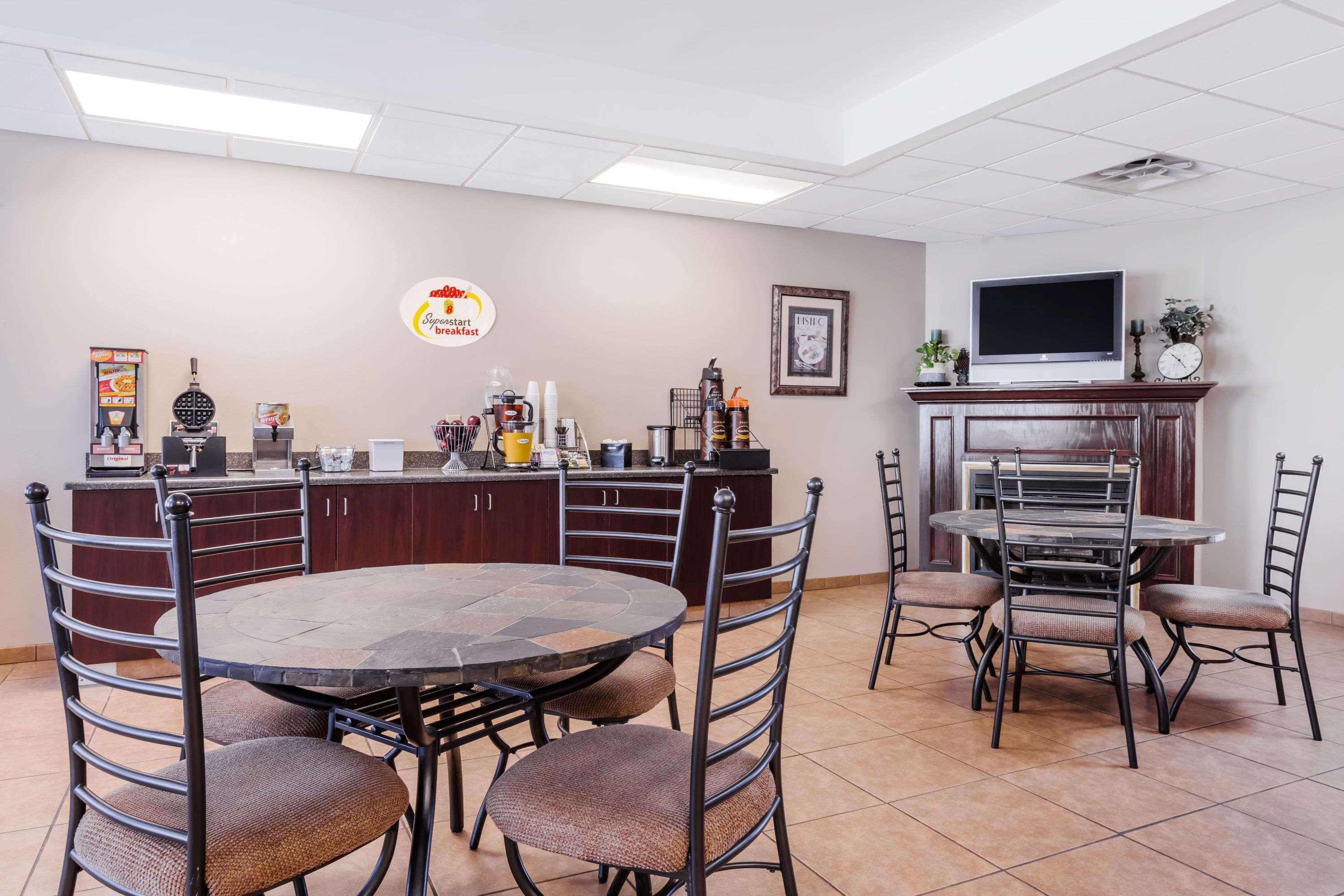 Super 8 By Wyndham Rainsville Εξωτερικό φωτογραφία