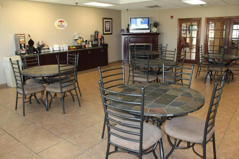Super 8 By Wyndham Rainsville Εξωτερικό φωτογραφία
